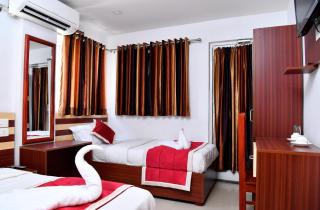 Puthens Capitol Inn - Ernakulam - 7