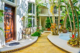 Royal Palms 3 condo - 9