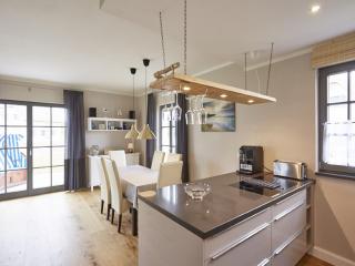 Reetland am Meer - Premium Reetdachvilla mit 3 Schlafzimmern, Sauna und Kamin E15 - 7
