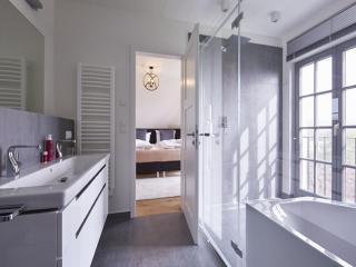 Reetland am Meer - Luxus Reetdachvilla mit 3 Schlafzimmern, Sauna und Kamin E27 - Dranske - 2