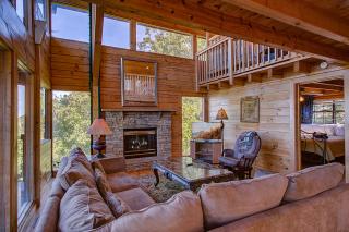 Stairway · Stunning Cabin in the Stars- 100mile views! - Sevierville - 0