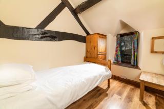 Nant Ucha Farm - Acrefair - 3