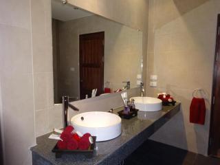 Koh Phangan Pavilions Serviced Apartments - 9