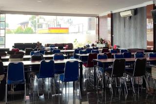 RedDoorz Plus Syariah @ Jalan Syiah Kuala Banda Aceh - Lheue - 3