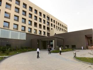 Narayani Heights Hotel & Resort - 2