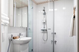 Roost Pakkahuone - 3h, autopaikka ja sauna - Oulu - 1