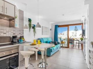 B16 WINDSOR PARK, exclusive sea view, heated pool - 1