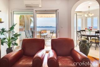 Luxury apartment with beautiful sea view - 4