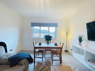 Cardonald Central - Glasgow - 5