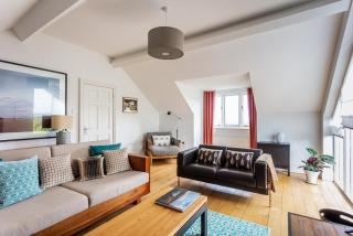Ship Bungalow - 3