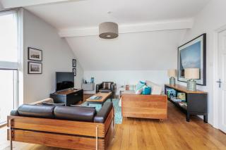 Ship Bungalow - 1