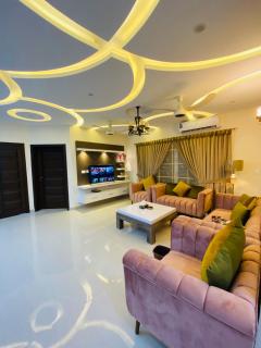 Continental boutique House - 3