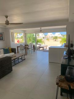 Coco Beach - Baie Nettle - 2