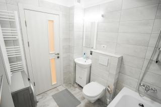 Central Tower Apartments - 6