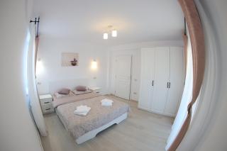 White Apartment Gura Humorului, Bucovina, Voronet - 7