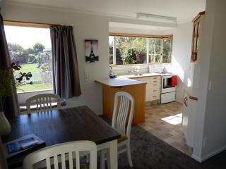 Stoke's Cosy Cottage - Nelson - 4