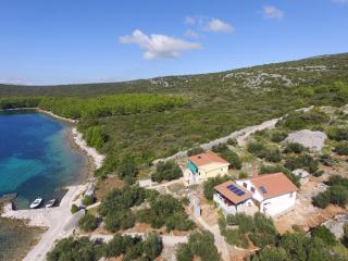 House Otusi - Tkon - 2