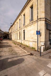 Modern Studio With AC - Bordeaux - 1