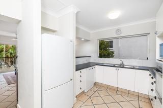 Ribbons Beachfront Apartments Clifton Beach - Clifton Beach - 2