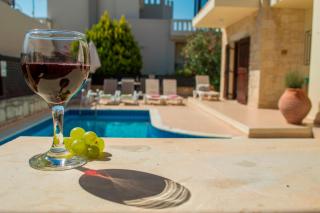 Villa Darmarohori Homeleader - 2