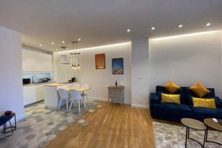 C016-Magnifique appartement de standing au coeur du Suquet - Cannes - 0