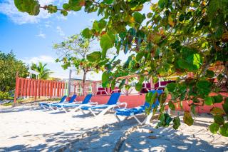 Shields Negril Villas - 2