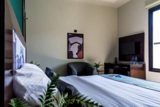 LOKAL Rooms x Shahrah-e-Faisal (PECHS) - Karachi - 4