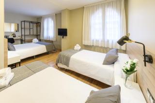 Hotel Torres Manlleu - Manlleu - 1