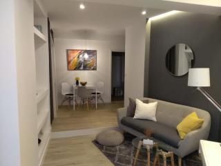 Boutique Waterfront Apartments - 4