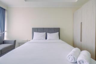 Warm and Cozy Studio Room at Menteng Park Apartment By Travelio - 2