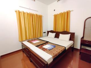 Calvin's Inn - Kochi - 3