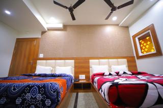 Hotel Royal Phoenix - 7