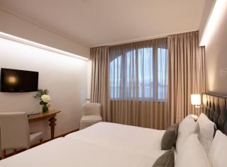 Titania Hotel - Atene - 9