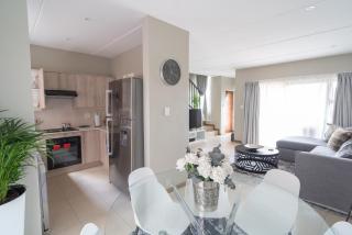 Lalata House - Northwold - 0