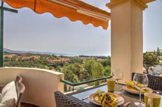 Holiday Apartment in Senorio de Aloha with Sea views - Marbella - 5