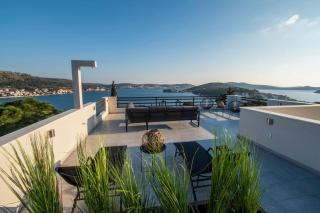 One Bedroom Apt with Garden views - Access to Amazing Rooftop Terrace, Free Parking and Gym on premises - Rogoznica - 4
