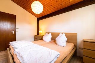 Ferienwohnpark Immenstaad am Bodensee Satteldachhaus Typ 9 SD 17 - 1