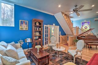 Dock, Game Room Lakefront Villa in Saylorsburg! - 4
