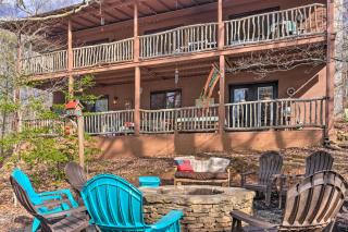 Joshuas Lodge with Hot Tub and Mountain Views! - Franklin - 0