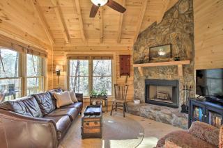 Couples Getaway Cabin by Hiking and Waterfalls! - Cherry Log - 6