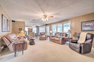 Lake Livingston Hideaway with Dock and Gas Grill! - 7