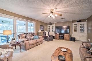 Lake Livingston Hideaway with Dock and Gas Grill! - 6