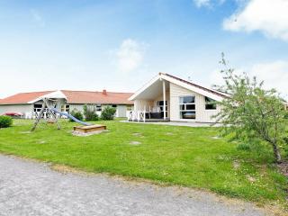 12 person holiday home in Otterndorf - Otterndorf - 4
