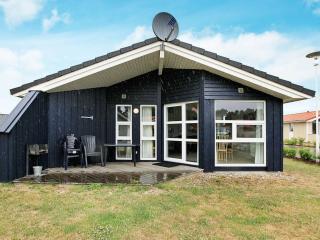 6 person holiday home in GROEMITZ - Grömitz - 0