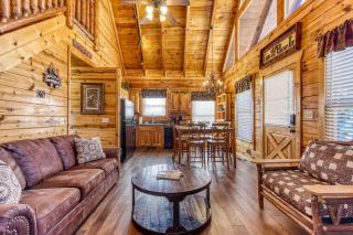 Moonlight Getaway, Hot Tub, Amazing Views, 685 FREE tickets each paid day!!! - 4