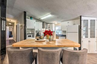 Relaxing Lincoln Forest Retreat with Wraparound Deck - Cloudcroft - 9