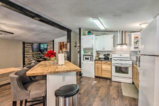 Relaxing Lincoln Forest Retreat with Wraparound Deck - 5