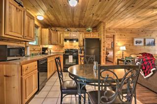 Cabin with Deck and Fireplace Less Than 3 Mi to Dollywood! - 2