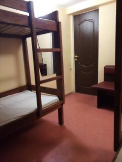 Pershyy Hostel u Cherkasah - Tcherkássi - 8