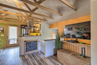 Hot Tub and View Wine Country Retreat in Cornville - 5